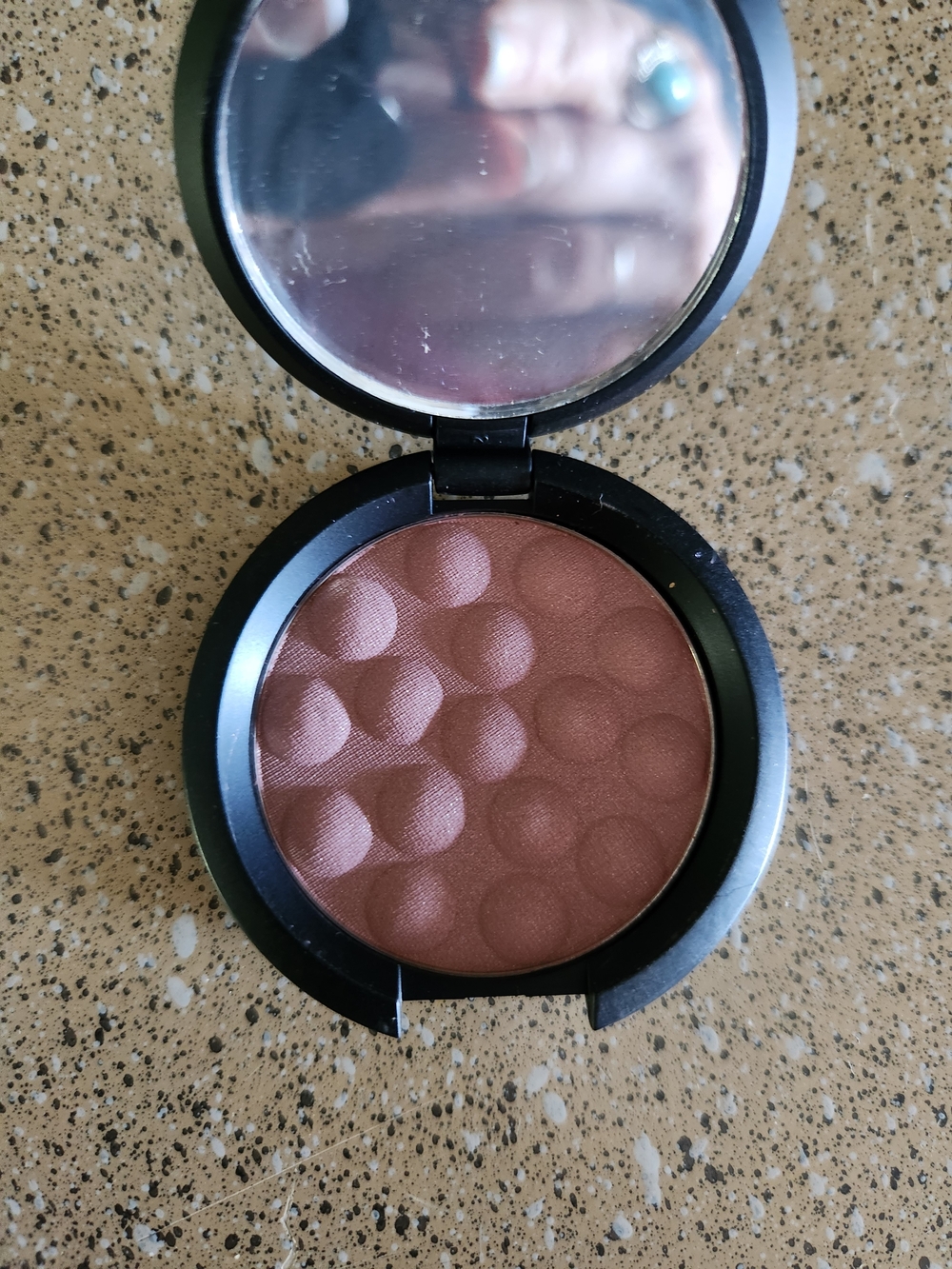 LAURA GELLER Blush Pressed Powder RUM ICE